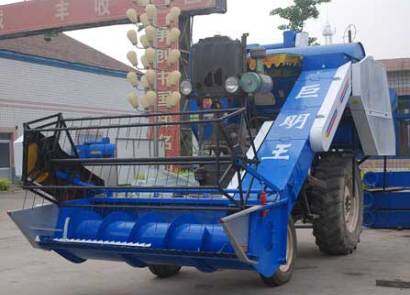 山东巨明4L-2.8型背负式谷物联合收割机（巨明王）