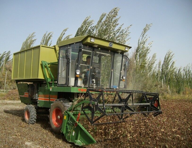 中农机4MG-275型自走式棉秆联合收割机