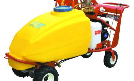 江苏筑水3WZ38轮式自走式喷雾机