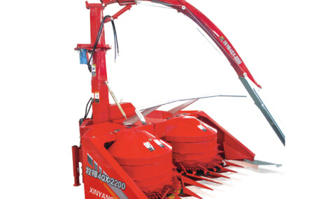 新疆牧神4QX-2200型青（黄）贮饲料收获机