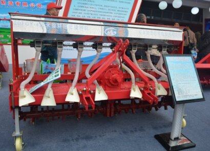 开元刀神2BFGY-4玉米旋耕施肥播种机