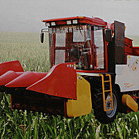 潍泰4YZP-3玉米收获机