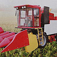 潍泰4YZP-4玉米收获机