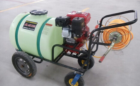 山东三立SL-160L打药机