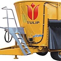 郁金香14立方立式饲料搅拌车