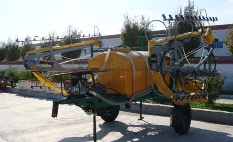 科神3WQ牵引式喷雾机