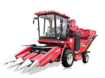 新疆牧神4YZB-3S型自走式玉米收获机