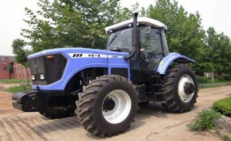 东方红LE2204轮式拖拉机