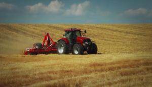 奥地博田特拉迪克系列牵引式缺口圆盘耙作业视频