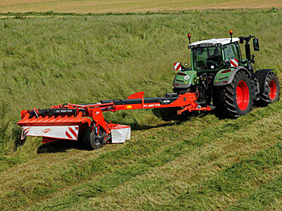 库恩FC1061系列割草压扁机