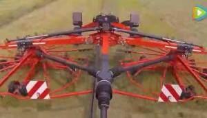 库恩GA8731旋转式搂草机-作业视频