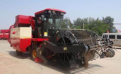 春明4LGZ-206型自走式葫芦打瓜籽粒收获机