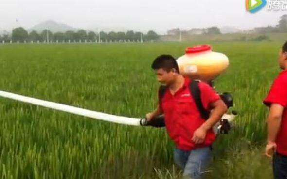 丸山MD8026撒肥视频