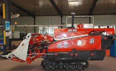 延吉春苗4LB-150半喂入联合收割机