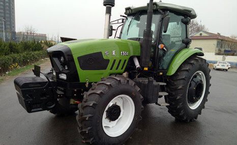 华夏1504轮式拖拉机