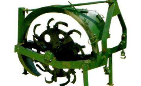 托木尔峰1K-35开沟犁