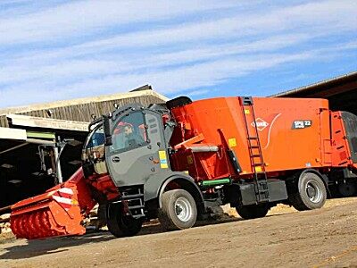 库恩SPW系列自走式搅拌机