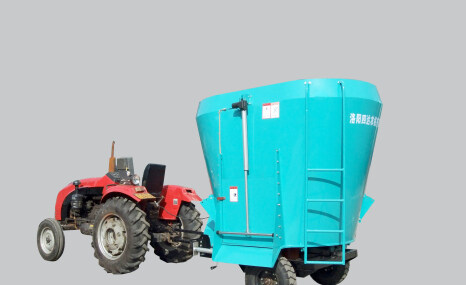 洛阳四达9JQL-4全混日粮饲料搅拌机