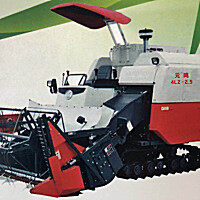 元鸣4LZ-2.5收割机