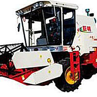 巨明4LZ-5.0联合收割机