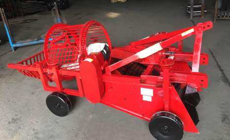 山东丰田2MH-80环保型多功能残膜回收机