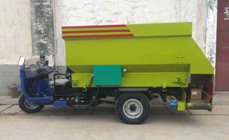 一科重工柴油三轮撒料车