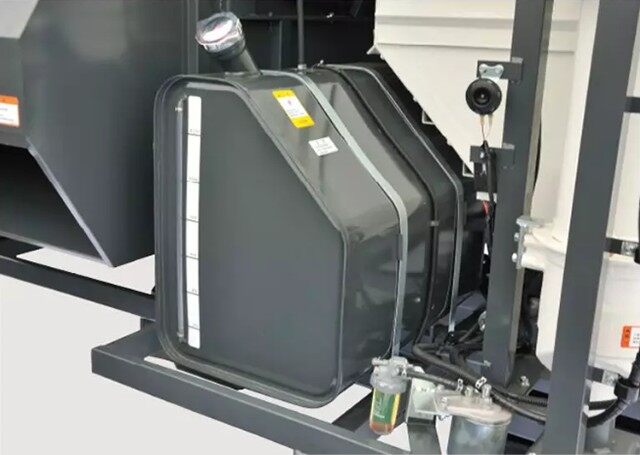 久保田4LZ-4(PRO988Q)全喂入履带收割机