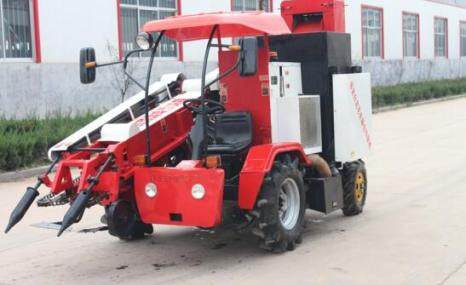 白龙4HB-2花生联合收获机