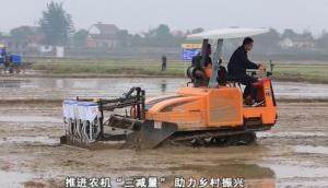 深入推进农机三减量行动，减少污染提升效益