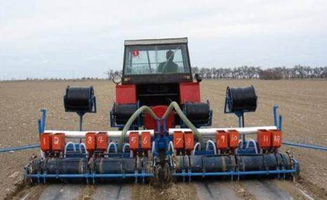 金准2BMK-18/3铺膜播种机