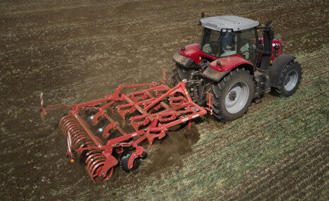 马斯奇奥TERREMOTO中耕式深松机