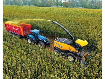 纽荷兰FR500自走式青贮收获机