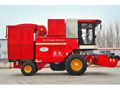 霞光自走式花生摘果机