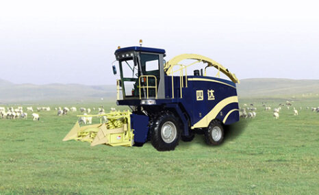 洛阳四达4QZ-10A自走式青贮饲料机