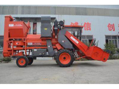 杨家将4HZ-2500型自走式捡拾收获机