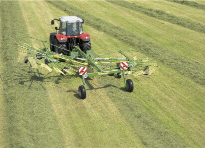 科罗尼Swadro800水平耙式搂草机