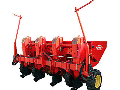 中机美诺1240四行马铃薯种植机