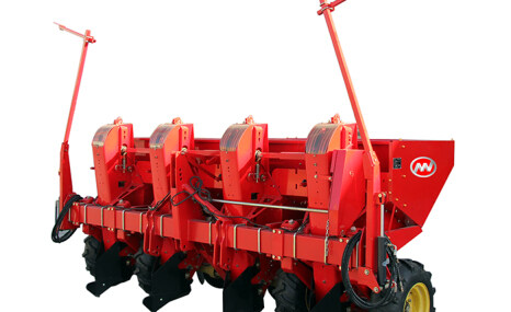 中机美诺1240四行马铃薯种植机