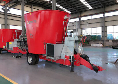 华昌机械立式饲料搅拌机