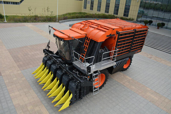 铁建重工4MZ-6型高端智能采棉机