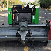 绿野9YQ-1800捡拾压捆机