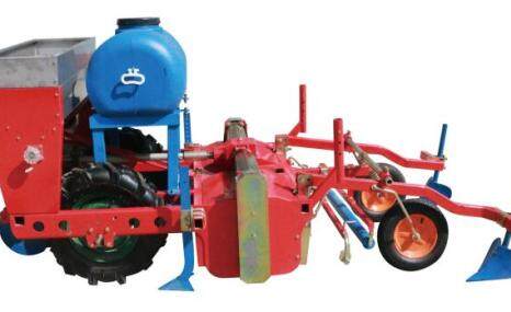 方正装备红薯起垄机