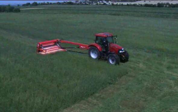 格兰割草压扁机产品视频