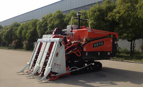 泰州常发4LB－150型半喂入联合收割机