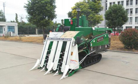 泰州常发4LB-150Ⅱ型履带自走式半喂入稻麦联合收割机