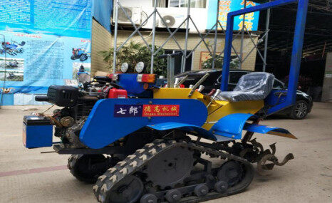 广西玉林德高3ZP-0.8GC自走式中耕培土机