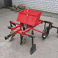 小金刚2MF-1铺膜机