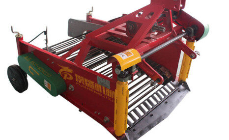 青岛璞盛4U-85型马铃薯收获机