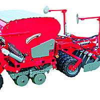 优尼亚AMBER免耕牵引式条播机