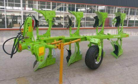 泰山1LFYT-440液压翻转犁